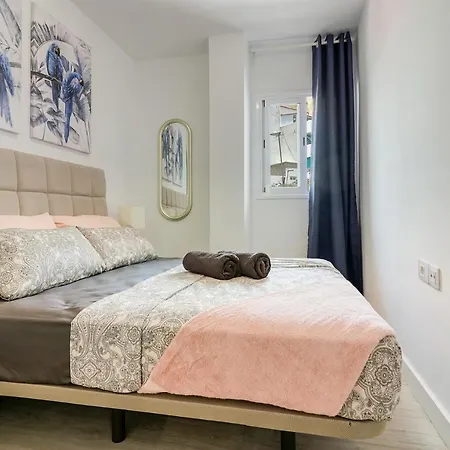 Cozy Main Square And Beachfront 3-bedrooms דירה *