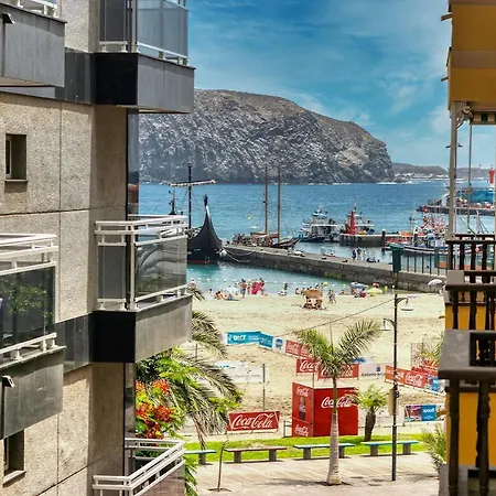 Cozy Main Square And Beachfront 3-bedrooms 아파트 로스크리스티아노스