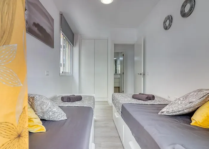 Apartman Cozy Main Square And Beachfront 3-bedrooms Los Cristianos