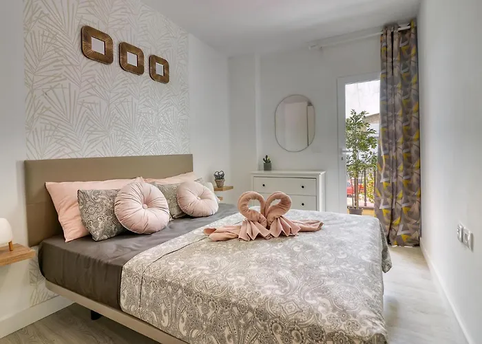 Cozy Main Square And Beachfront 3-bedrooms